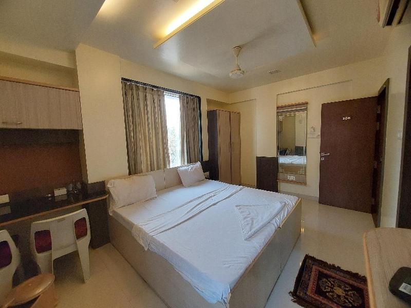 Super Hotel O Happy Homely Stay Near Pune Airport Khadki 외부 사진